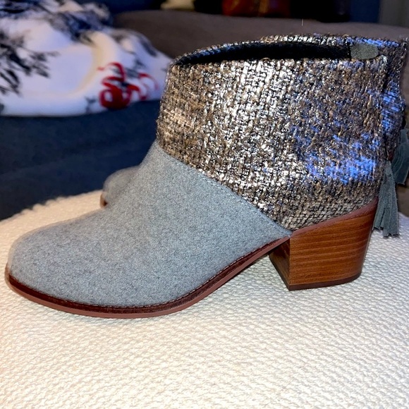 TOMS Women's Leila Bootie Grey Felt Shine Boucle Boot 7 Wide - Picture 6 of 11
